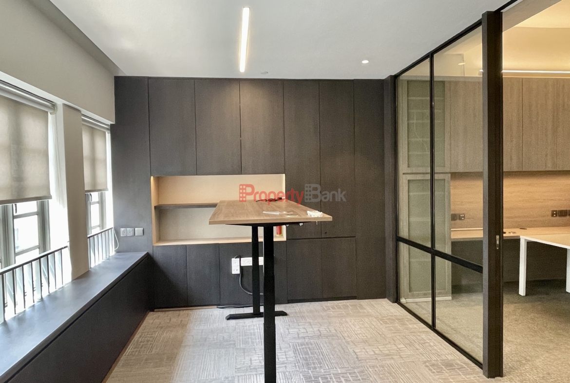 Professional office space near Boat Quay