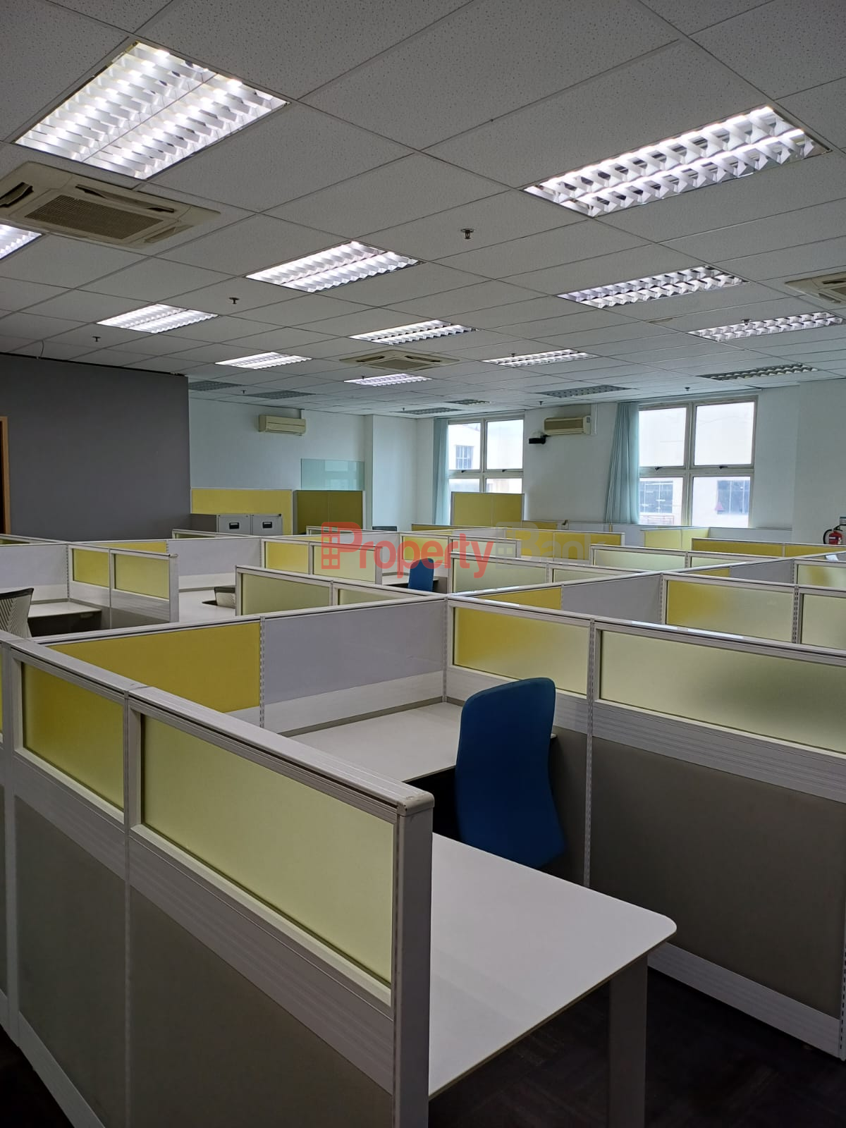Light Industrial B1 space for rent