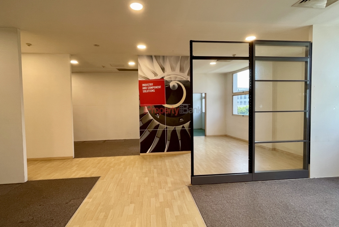 5,832 sq ft B1 industrial space in Paya Lebar