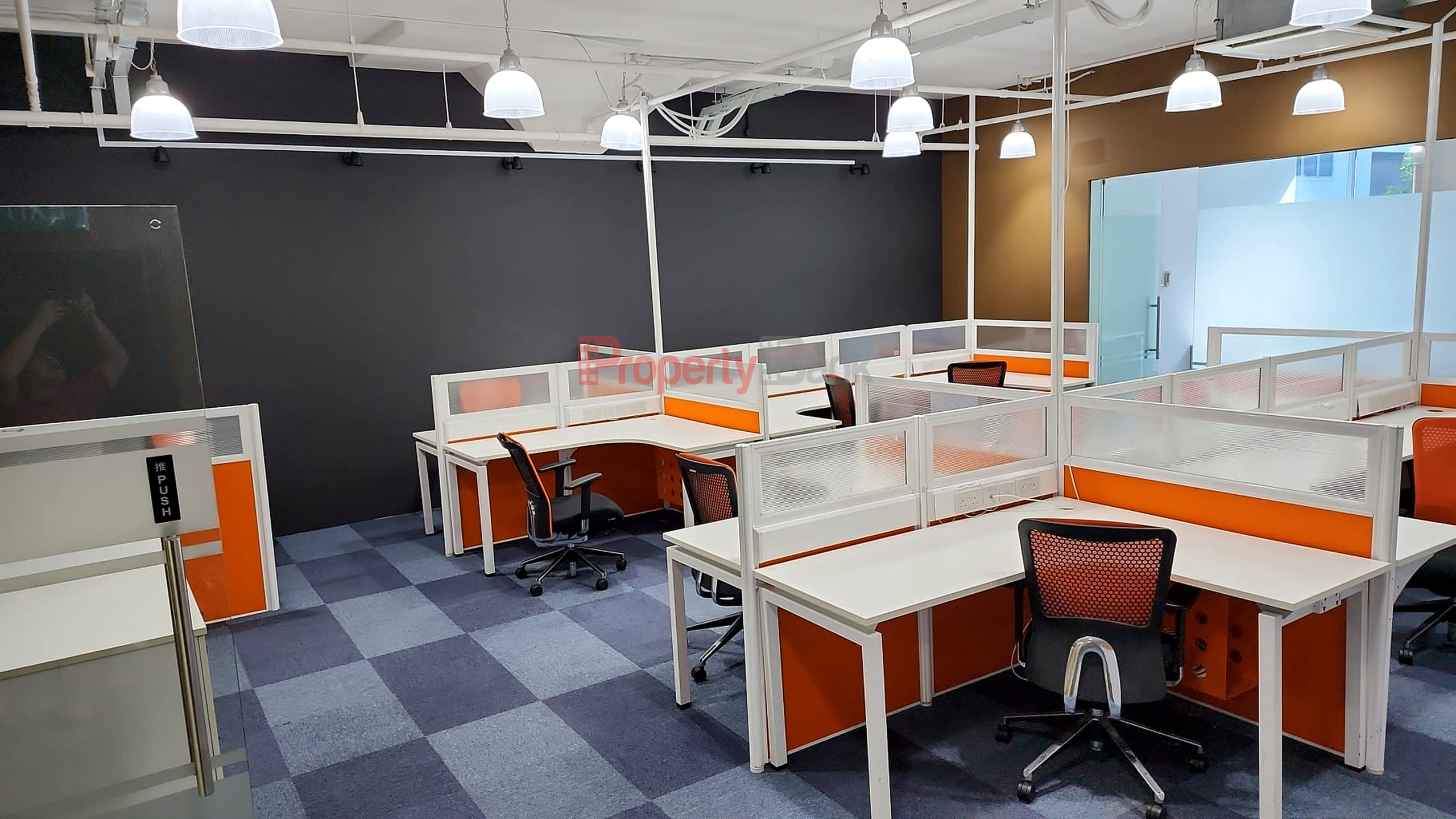 EPL Building 2,700 sq ft B1 business space for rent