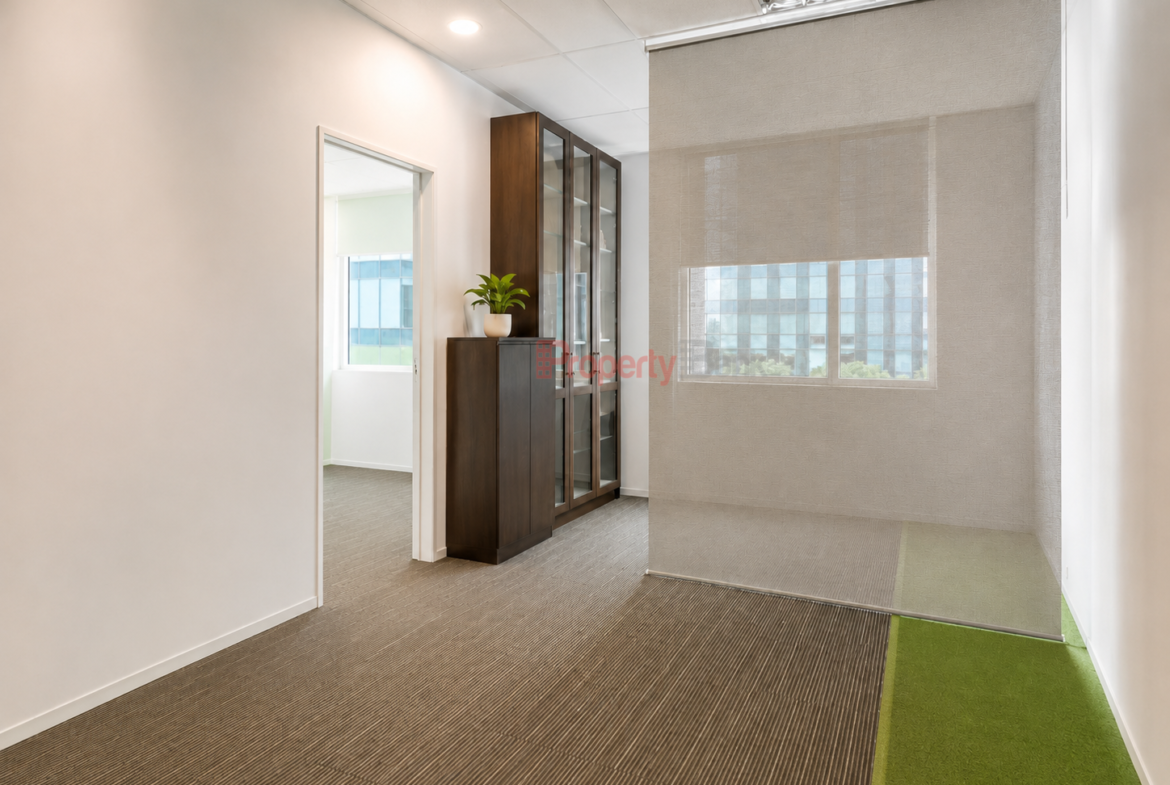 Burlington Square commercial office in District 7