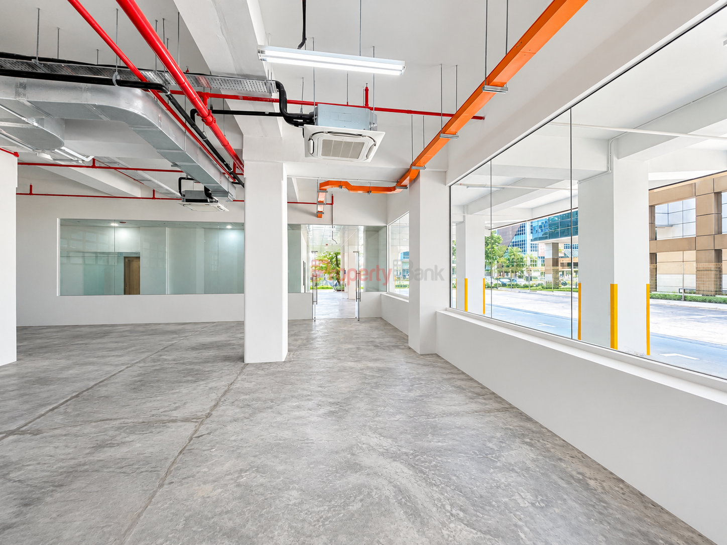 Ground-floor canteen for rent at Hudson Industrial Building
